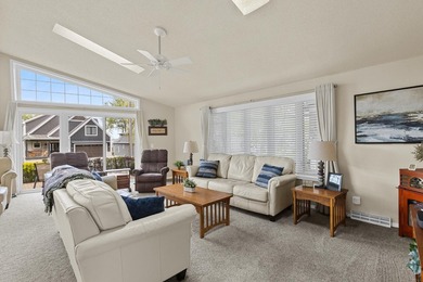 Perfect for those craving lake living without the waterfront - photo 10