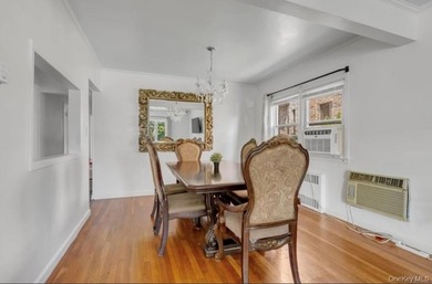 Welcome to this well-maintained, move-in ready high-ranch home - photo 6
