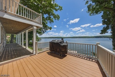 Welcome to this beautifully renovated lakefront retreat offering - photo 29