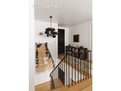 Arguably one of the best apartments in the building and in mint - photo 13