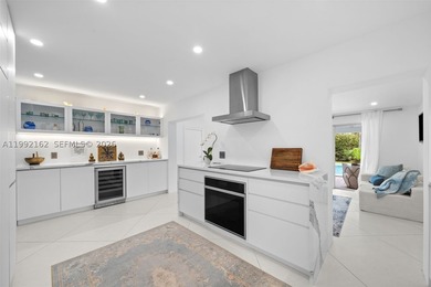 Beautifully reimagined residence in the highly coveted High - photo 14