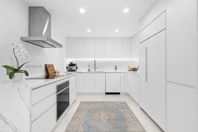 Beautifully reimagined residence in the highly coveted High - photo 16