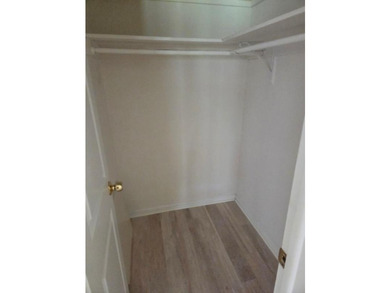 CLOSE TO THE BEACH! SELLER MOTIVATED! - Updated condo in very - photo 9