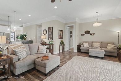 Beautiful custom Elliott home loaded with upgrades and designer - photo 20
