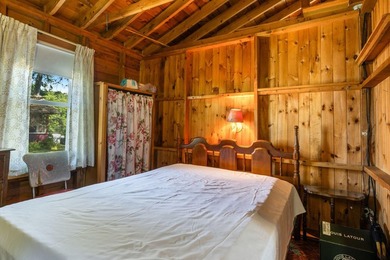 First time ever offered! This classic 3-bedroom seasonal camp on - photo 20