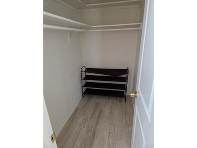 CLOSE TO THE BEACH! SELLER MOTIVATED! - Updated condo in very - photo 10