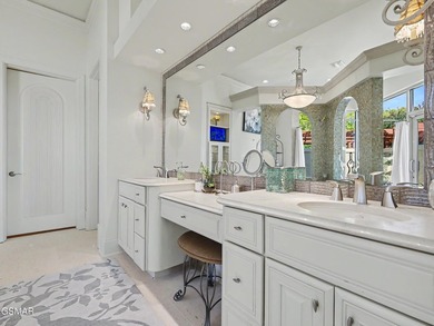 Experience the perfect blend of luxury, privacy, and - photo 21