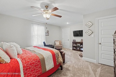 Beautiful custom Elliott home loaded with upgrades and designer - photo 21