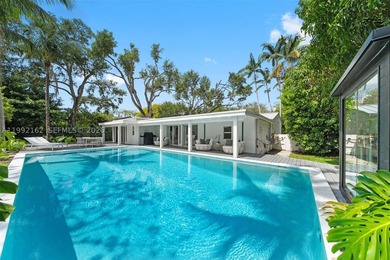 Beautifully reimagined residence in the highly coveted High - photo 24