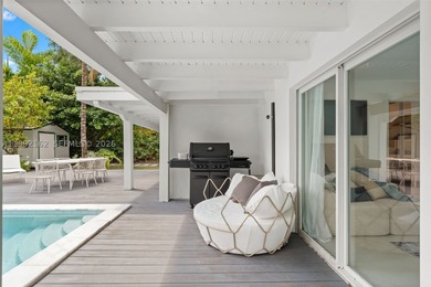 Beautifully reimagined residence in the highly coveted High - photo 28