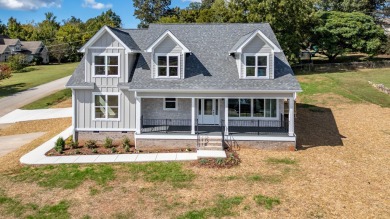 Lake Home For Sale in Ooltewah, Tennessee