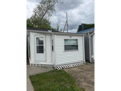 Lake Home For Sale in Thornville, Ohio