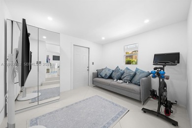 Beautifully reimagined residence in the highly coveted High - photo 41