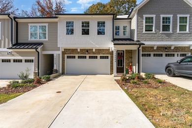 Lake Norman Townhome/Townhouse For Sale in Cornelius North Carolina