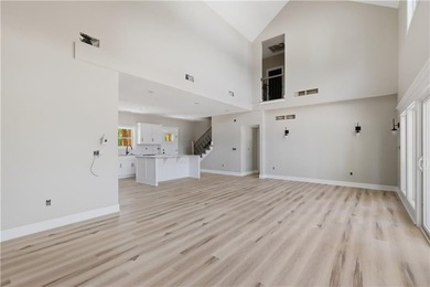 Great Views of the water and Boat slip! Gorgeous brand-new - photo 8