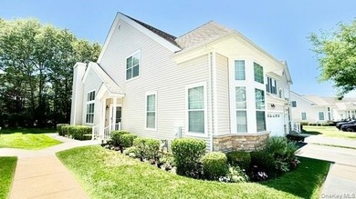 Luxurious And Sought After End Unit Condominium in The Gated 55+ - photo 2