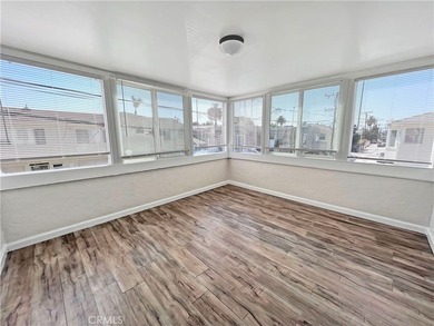 Perfectly located Historic Rose Park South four unit property on - photo 13