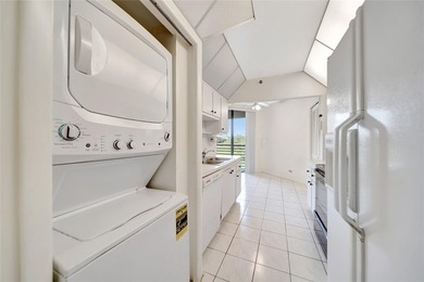MOTIVATED SELLER! LARGE PRICE REDUCTION ! This Unit is ready for - photo 24