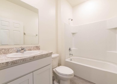 Fall in love with this beautiful almost brand new house built in - photo 27