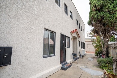 Perfectly located Historic Rose Park South four unit property on - photo 34