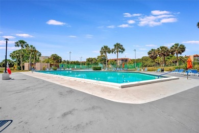 MOTIVATED SELLER! LARGE PRICE REDUCTION ! This Unit is ready for - photo 45