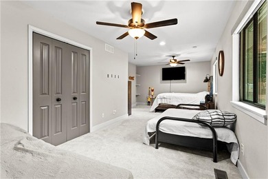 NEW PRICE!! Sunshine and Water....Lakefront living at its - photo 5