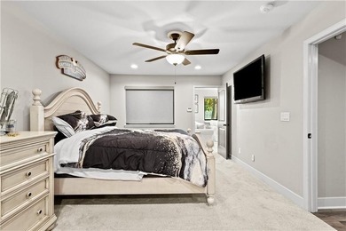 NEW PRICE!! Sunshine and Water....Lakefront living at its - photo 9