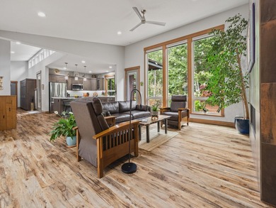This exceptional single-level builder's own custom home offers - photo 4