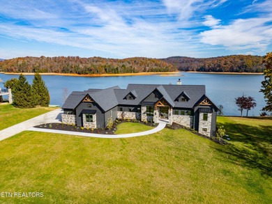 The Crown Jewel of Norris Lake: A Pinnacle Waterfront Estate - photo 2