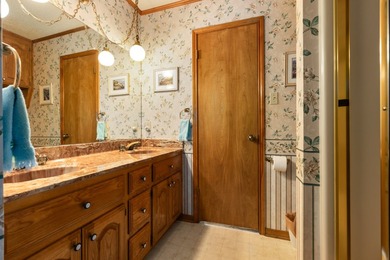 3.7 scenic acres, an impressive workshop, and just minutes from - photo 25