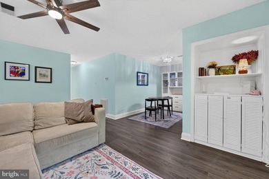 Beautifully updated 3-bedroom, 2-bath condo in The Heights at - photo 7