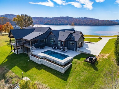 The Crown Jewel of Norris Lake: A Pinnacle Waterfront Estate - photo 9