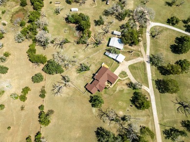 3.7 scenic acres, an impressive workshop, and just minutes from - photo 37