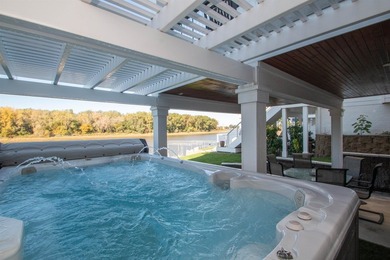 Lake living at its finest with this 3 bedroom, 4 bathroom 2 - photo 45