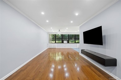 Welcome to one of Windsor Park's most exceptional residences-a - photo 4