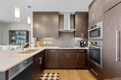 Experience five-star resort living in this luxurious 2 bedroom