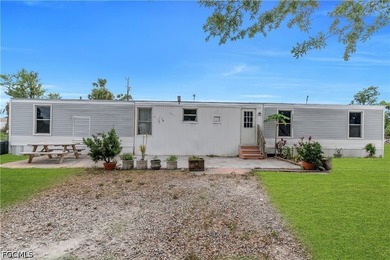 Affordable opportunity in North Fort Myers! This manufactured - photo 3