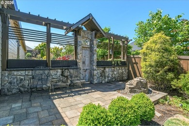 Beautifully appointed Pacific Lifestyle home featuring 3 - photo 3