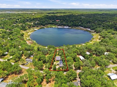 Bright and open living concept in this spacious lake home! The - photo 42