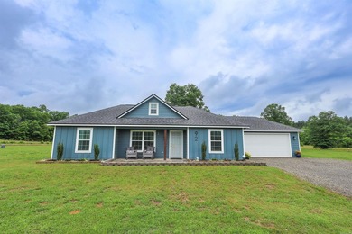Lake Ouachita Home For Sale in Story Arkansas