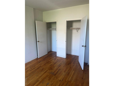 Spacious 2-bedroom, 1-bath co-op located on the 3rd floor of a - photo 10