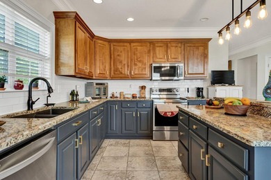 **NEW PRICE!** Discover exceptional value in the heart of - photo 14