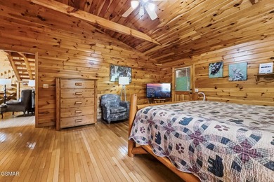 WOW FACTOR! BREATHTAKING YEAR-ROUND MOUNTAIN VIEWS, STRONG - photo 17
