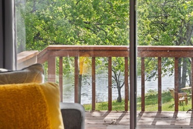 Welcome to Kimberling Cove Resort, a beautifully updated - photo 19