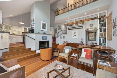 Beautiful move-in ready residence offering sophisticated - photo 20