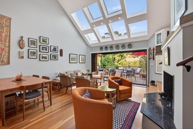 Beautiful move-in ready residence offering sophisticated - photo 22