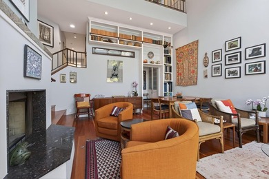Beautiful move-in ready residence offering sophisticated - photo 23