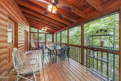 WOW FACTOR! BREATHTAKING YEAR-ROUND MOUNTAIN VIEWS, STRONG - photo 33