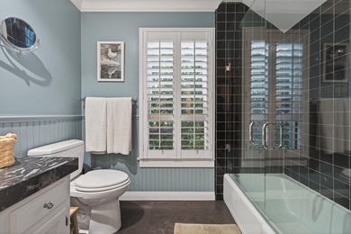 Beautiful move-in ready residence offering sophisticated - photo 39