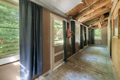 SIGNIFICANT PRICE REDUCTION! The entire western border of this - photo 10